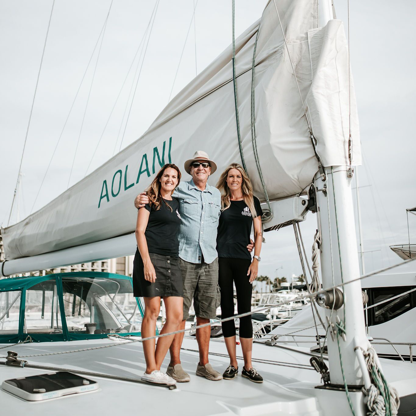 aolani catamaran sailing